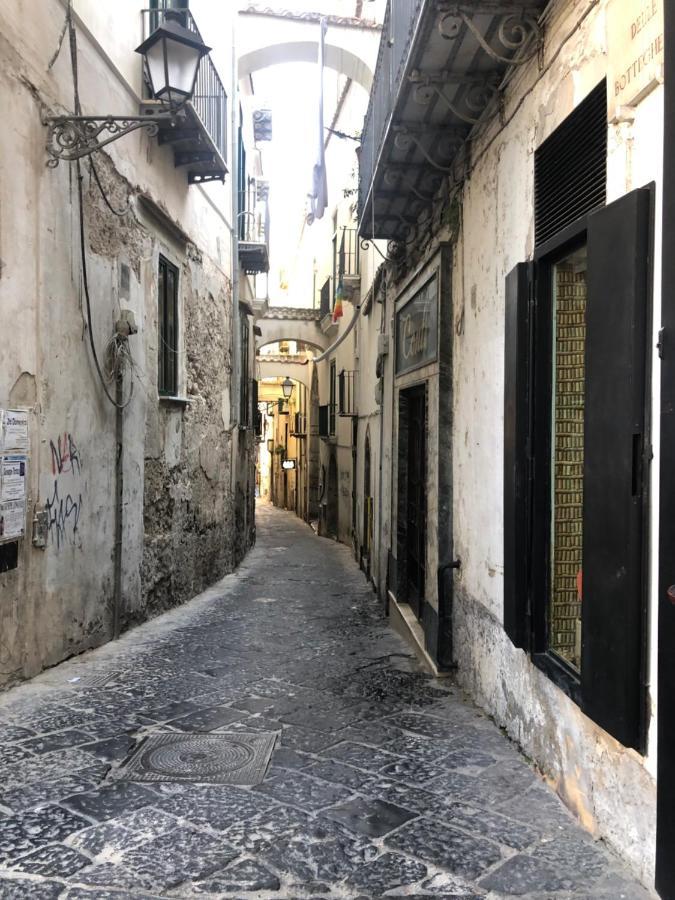 Casa Vittoria Daire Salerno Dış mekan fotoğraf